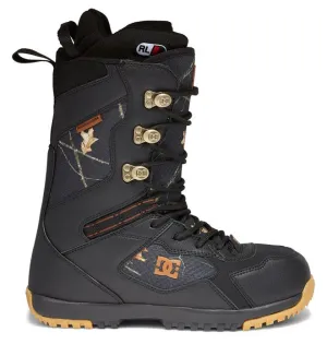 DC Mutiny Snowboard Boots 2022