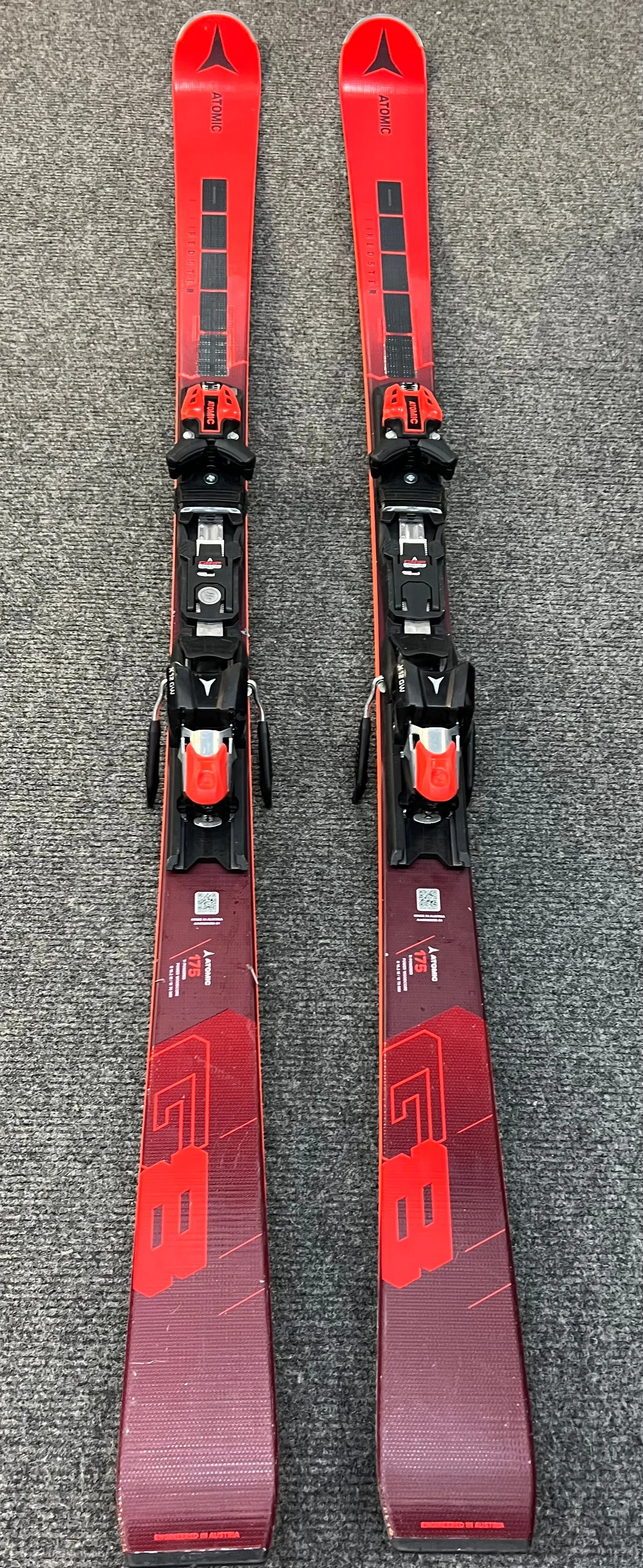 REDSTER G8 REVOSHOCK C   X 12 GW Bindings 23/24 (Ex Demo)